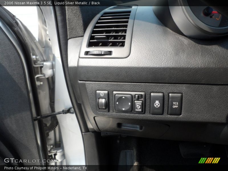Liquid Silver Metallic / Black 2006 Nissan Maxima 3.5 SE
