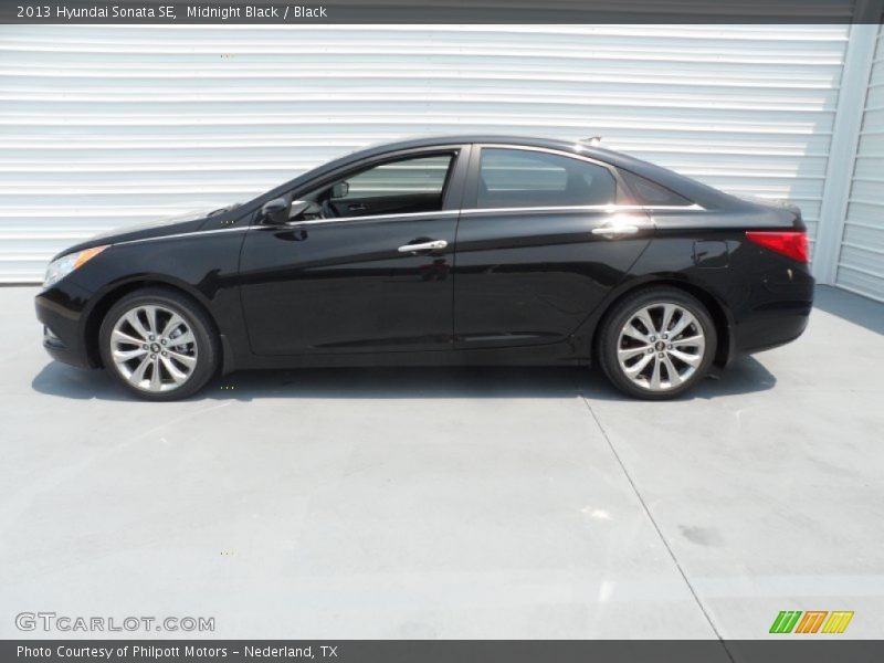 Midnight Black / Black 2013 Hyundai Sonata SE