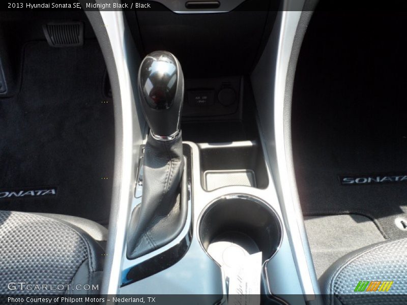 Midnight Black / Black 2013 Hyundai Sonata SE