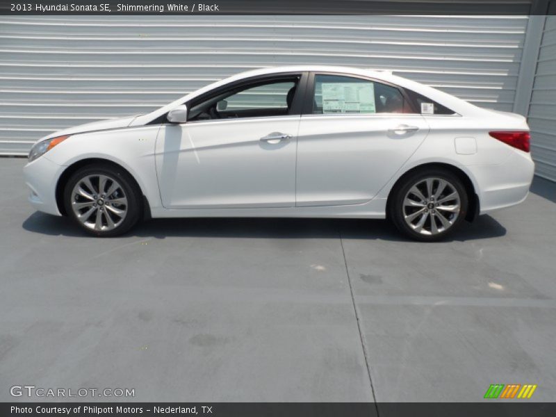 Shimmering White / Black 2013 Hyundai Sonata SE
