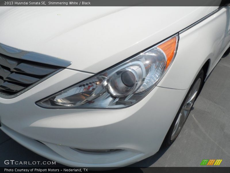 Shimmering White / Black 2013 Hyundai Sonata SE