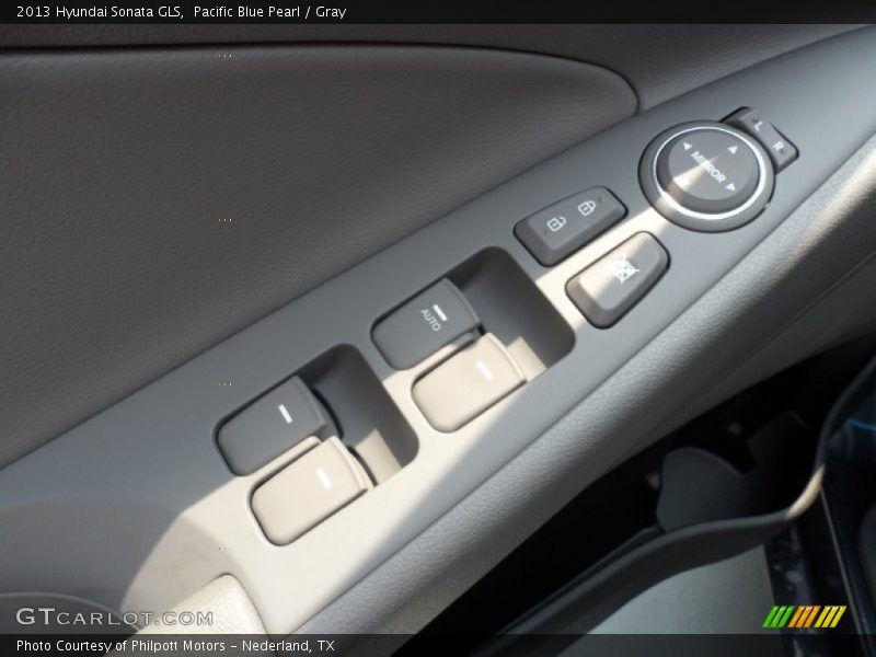 Pacific Blue Pearl / Gray 2013 Hyundai Sonata GLS