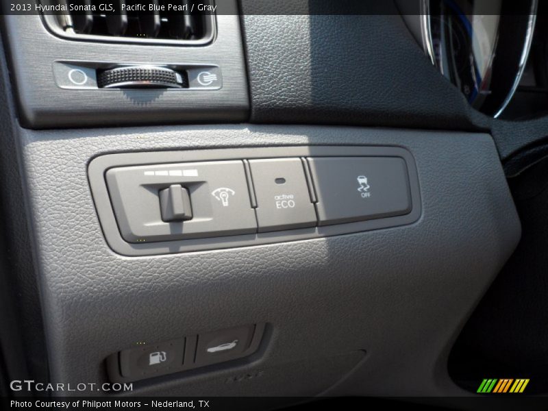 Pacific Blue Pearl / Gray 2013 Hyundai Sonata GLS