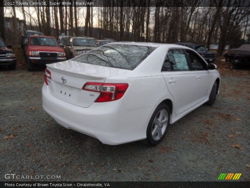 Super White / Black/Ash 2012 Toyota Camry SE