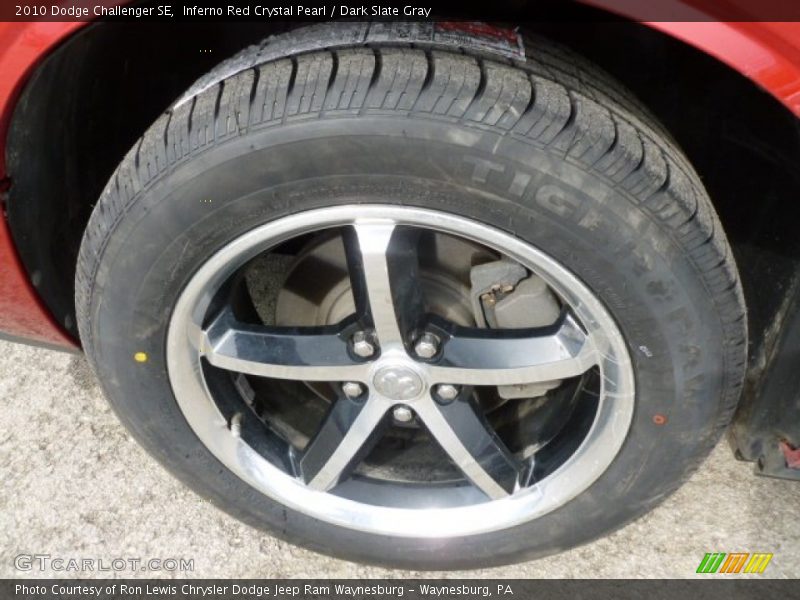 Inferno Red Crystal Pearl / Dark Slate Gray 2010 Dodge Challenger SE