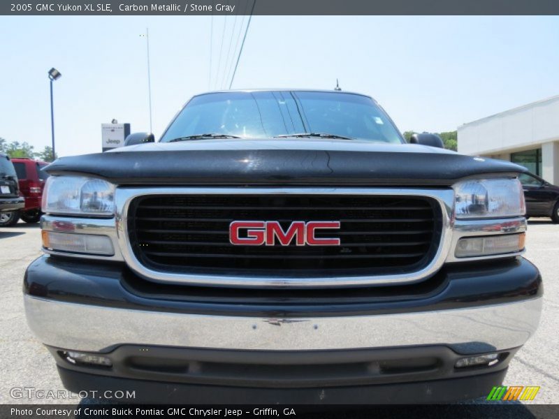 Carbon Metallic / Stone Gray 2005 GMC Yukon XL SLE