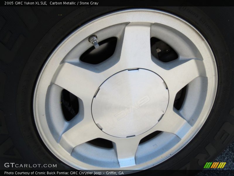 Carbon Metallic / Stone Gray 2005 GMC Yukon XL SLE
