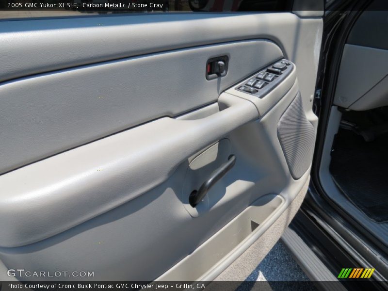 Carbon Metallic / Stone Gray 2005 GMC Yukon XL SLE