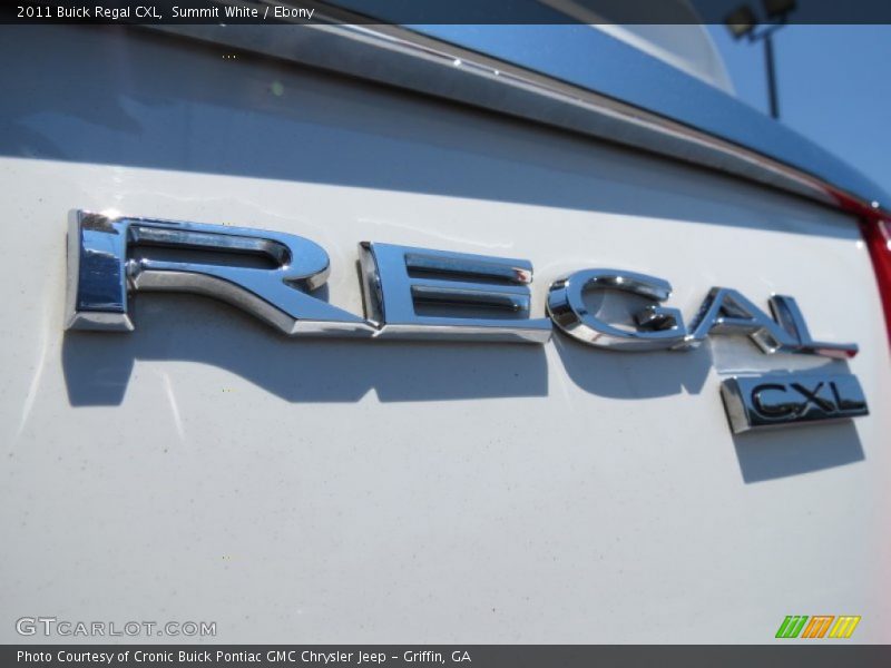Summit White / Ebony 2011 Buick Regal CXL
