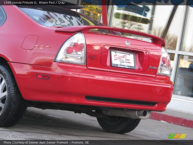 Milano Red / Gray 1996 Honda Prelude Si