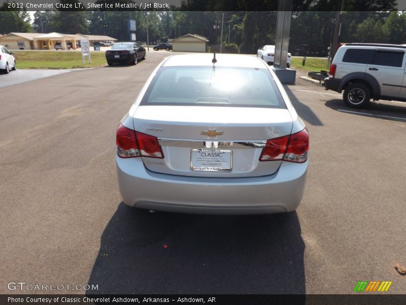 Silver Ice Metallic / Jet Black 2012 Chevrolet Cruze LT