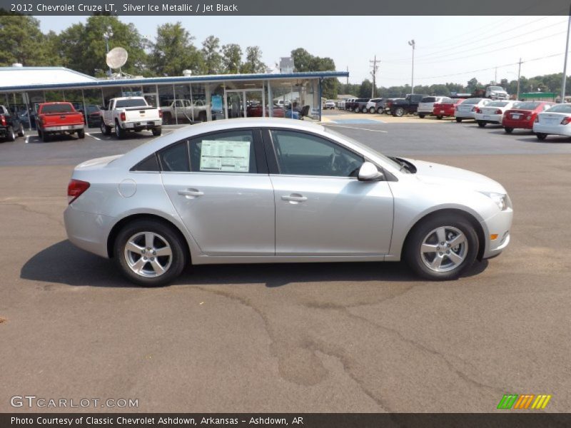 Silver Ice Metallic / Jet Black 2012 Chevrolet Cruze LT
