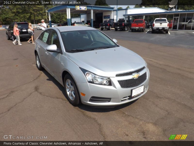 Silver Ice Metallic / Jet Black 2012 Chevrolet Cruze LT