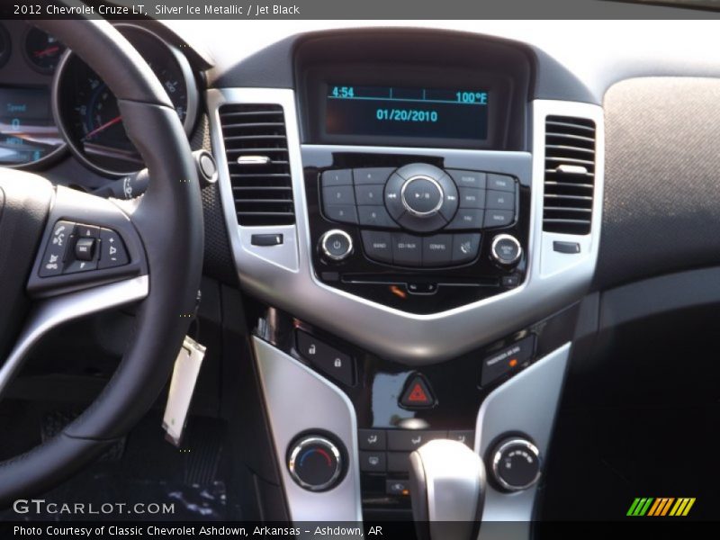 Silver Ice Metallic / Jet Black 2012 Chevrolet Cruze LT