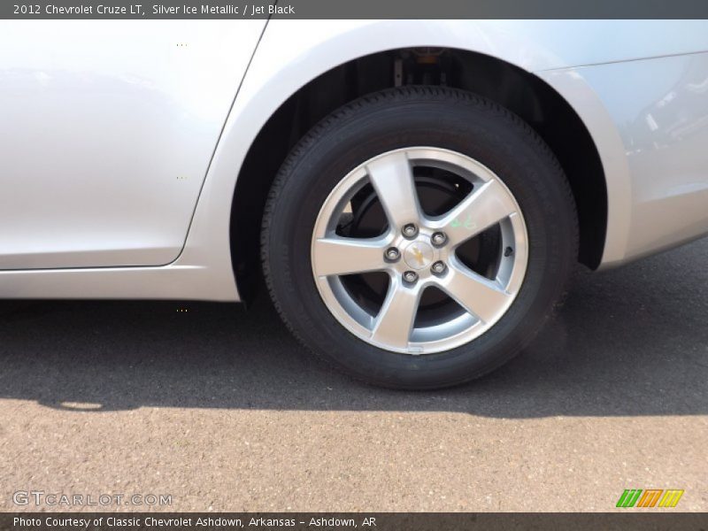 Silver Ice Metallic / Jet Black 2012 Chevrolet Cruze LT
