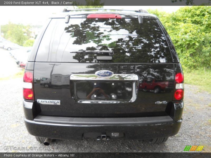 Black / Camel 2009 Ford Explorer XLT 4x4