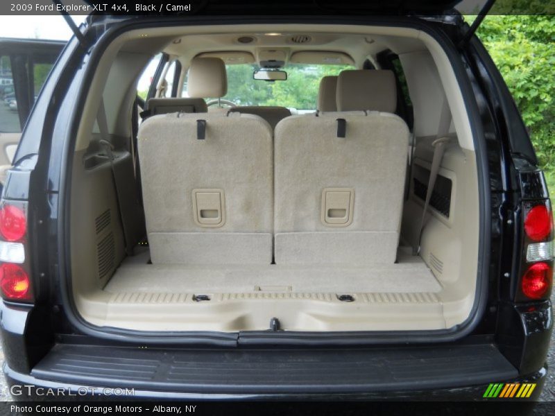 Black / Camel 2009 Ford Explorer XLT 4x4
