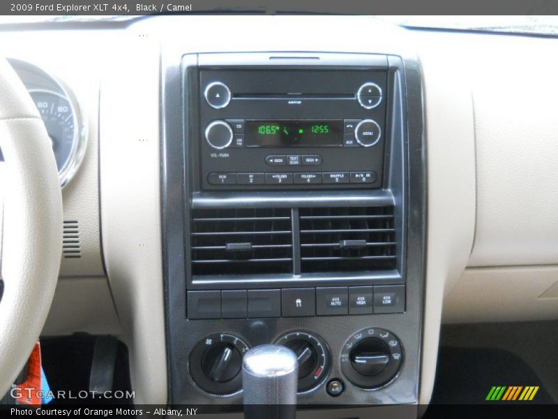 Black / Camel 2009 Ford Explorer XLT 4x4