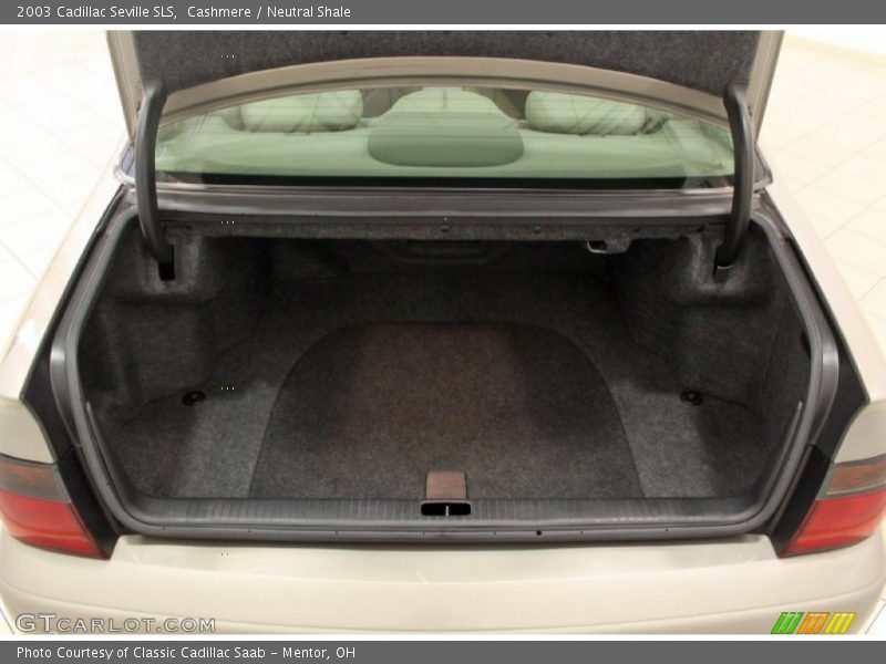 Cashmere / Neutral Shale 2003 Cadillac Seville SLS