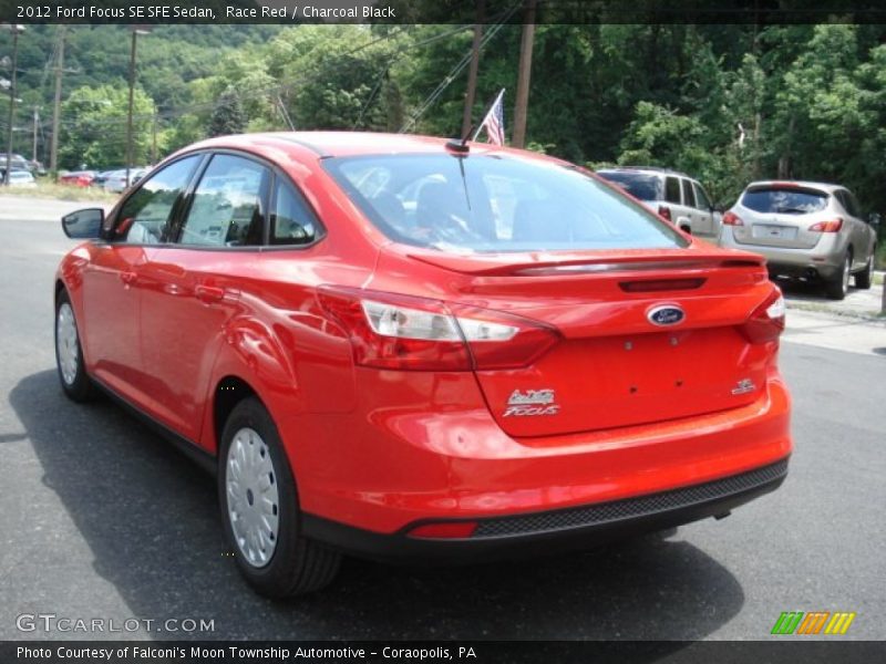 Race Red / Charcoal Black 2012 Ford Focus SE SFE Sedan