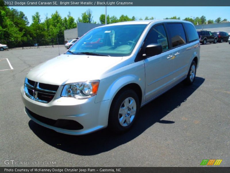 Bright Silver Metallic / Black/Light Graystone 2012 Dodge Grand Caravan SE