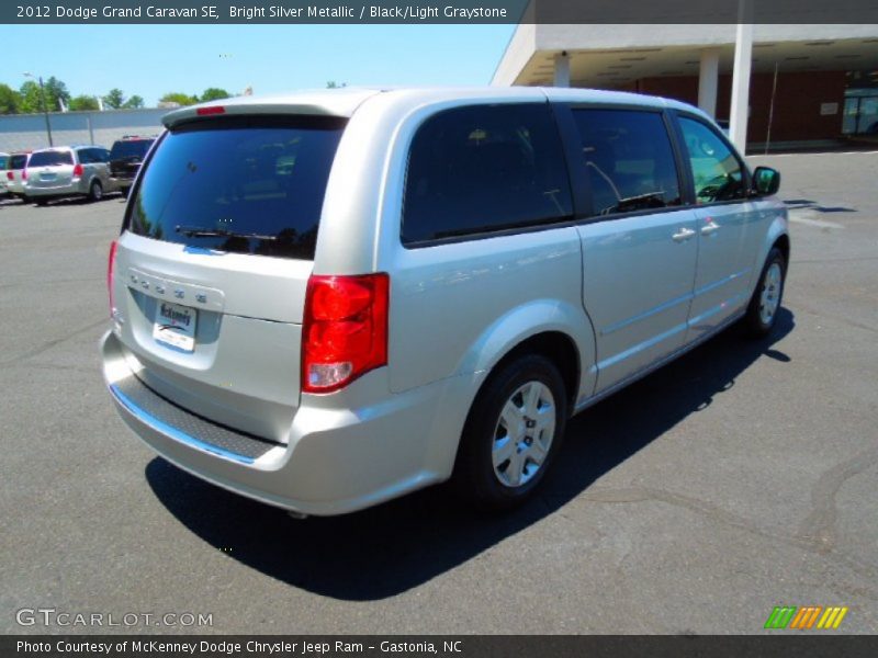 Bright Silver Metallic / Black/Light Graystone 2012 Dodge Grand Caravan SE