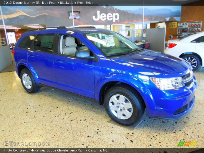 Blue Pearl / Black/Light Frost Beige 2012 Dodge Journey SE