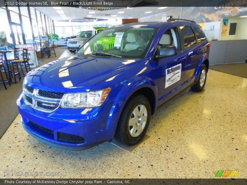 Blue Pearl / Black/Light Frost Beige 2012 Dodge Journey SE