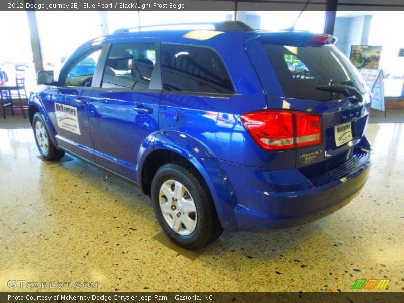 Blue Pearl / Black/Light Frost Beige 2012 Dodge Journey SE