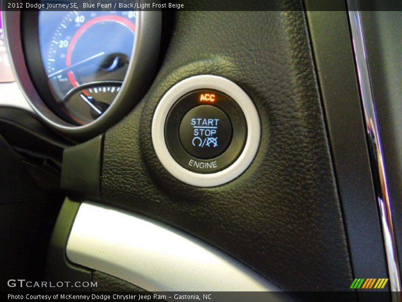 Blue Pearl / Black/Light Frost Beige 2012 Dodge Journey SE