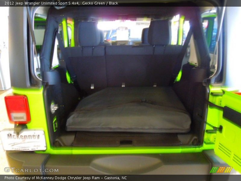 Gecko Green / Black 2012 Jeep Wrangler Unlimited Sport S 4x4