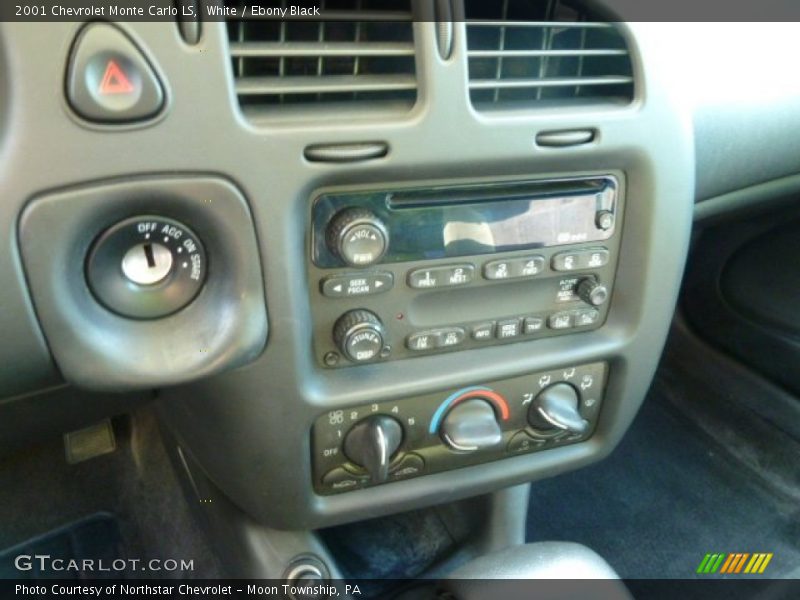 White / Ebony Black 2001 Chevrolet Monte Carlo LS