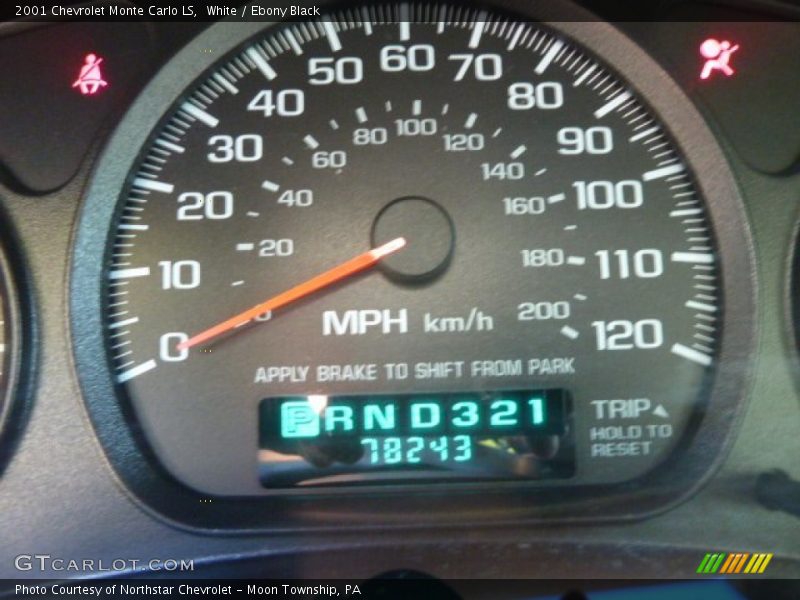 White / Ebony Black 2001 Chevrolet Monte Carlo LS