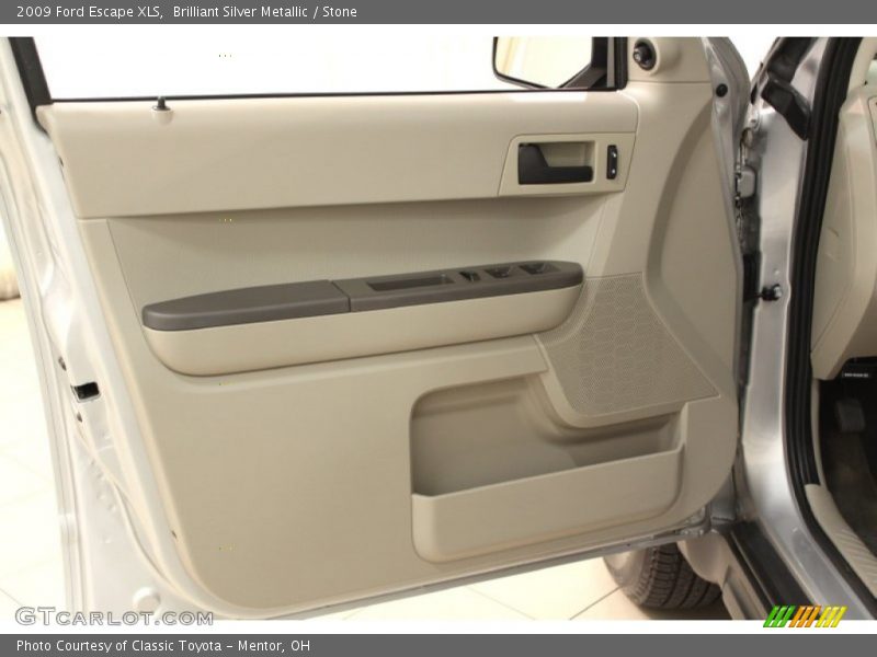 Brilliant Silver Metallic / Stone 2009 Ford Escape XLS