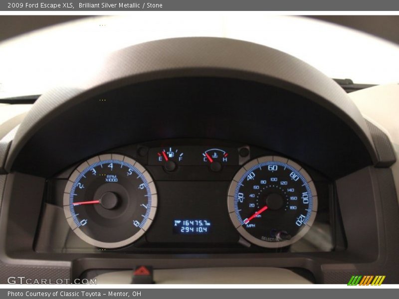 Brilliant Silver Metallic / Stone 2009 Ford Escape XLS