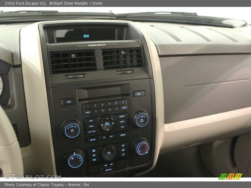 Brilliant Silver Metallic / Stone 2009 Ford Escape XLS