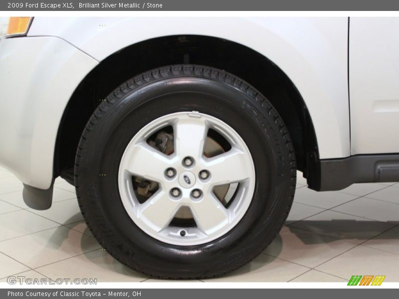 Brilliant Silver Metallic / Stone 2009 Ford Escape XLS