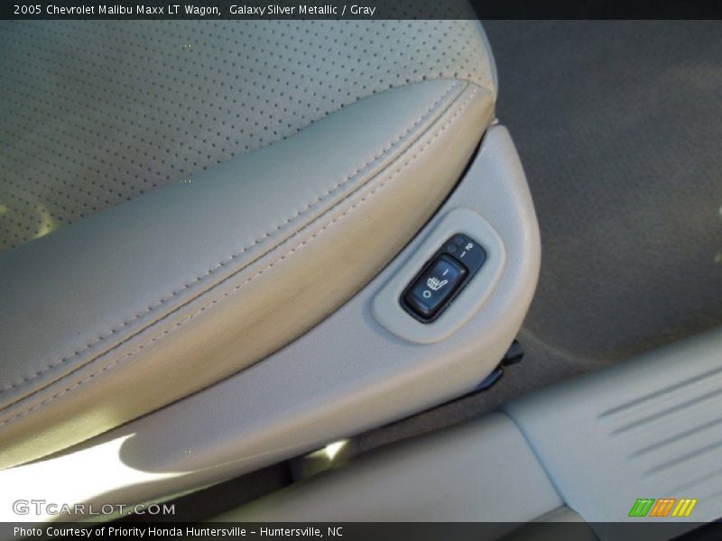 Galaxy Silver Metallic / Gray 2005 Chevrolet Malibu Maxx LT Wagon