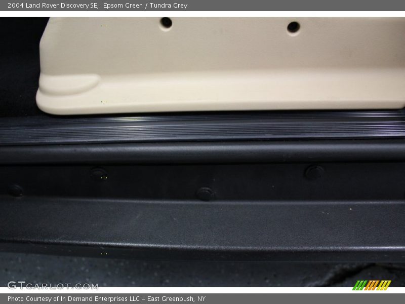 Epsom Green / Tundra Grey 2004 Land Rover Discovery SE