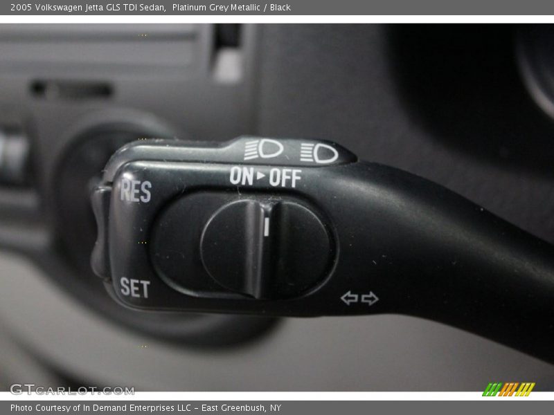 Platinum Grey Metallic / Black 2005 Volkswagen Jetta GLS TDI Sedan
