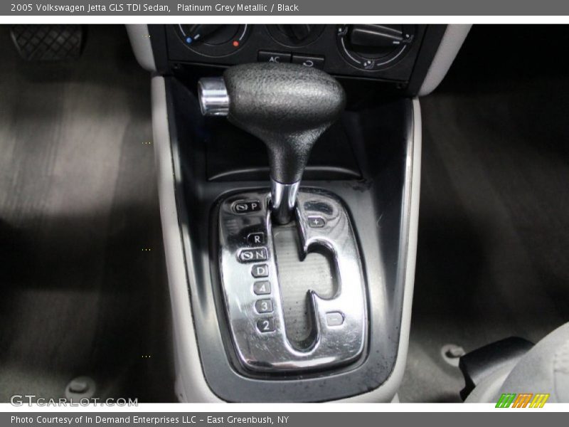 Platinum Grey Metallic / Black 2005 Volkswagen Jetta GLS TDI Sedan