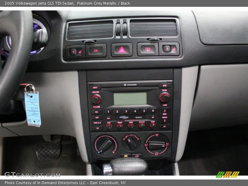 Platinum Grey Metallic / Black 2005 Volkswagen Jetta GLS TDI Sedan