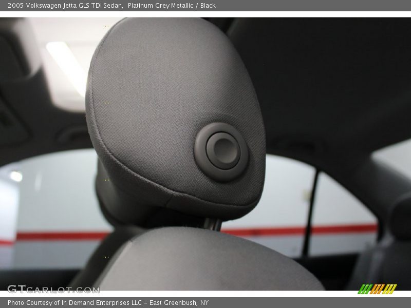 Platinum Grey Metallic / Black 2005 Volkswagen Jetta GLS TDI Sedan