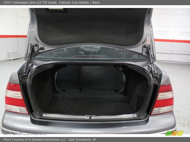 Platinum Grey Metallic / Black 2005 Volkswagen Jetta GLS TDI Sedan