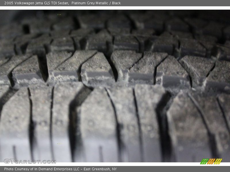 Platinum Grey Metallic / Black 2005 Volkswagen Jetta GLS TDI Sedan