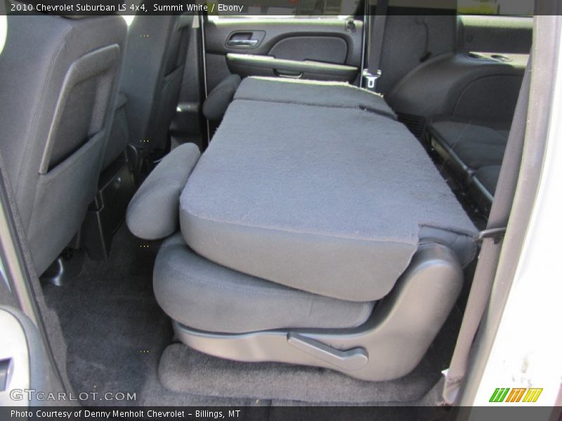 Summit White / Ebony 2010 Chevrolet Suburban LS 4x4