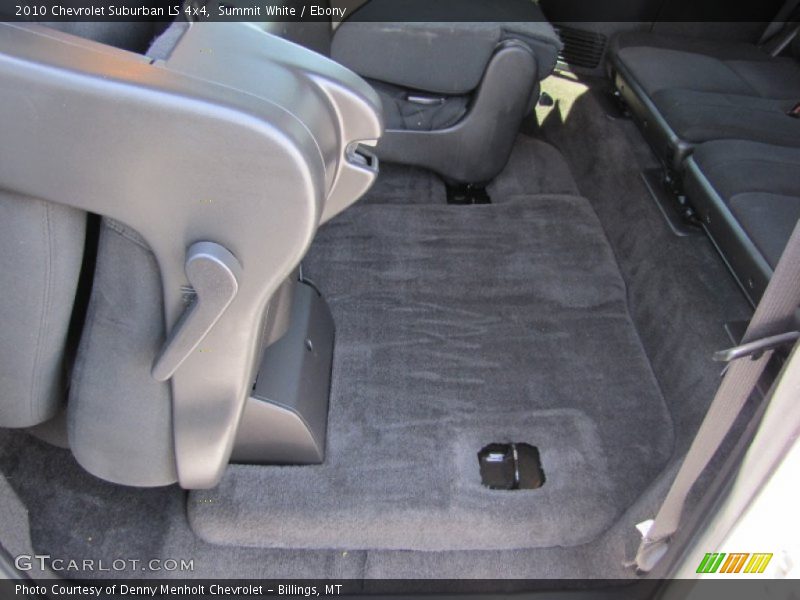 Summit White / Ebony 2010 Chevrolet Suburban LS 4x4