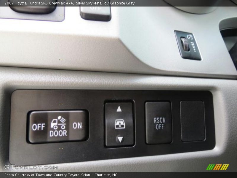 Silver Sky Metallic / Graphite Gray 2007 Toyota Tundra SR5 CrewMax 4x4