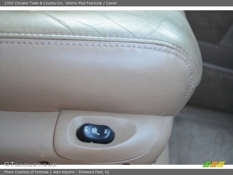 Inferno Red Pearlcoat / Camel 2000 Chrysler Town & Country LXi