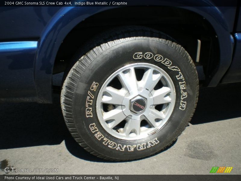 Indigo Blue Metallic / Graphite 2004 GMC Sonoma SLS Crew Cab 4x4